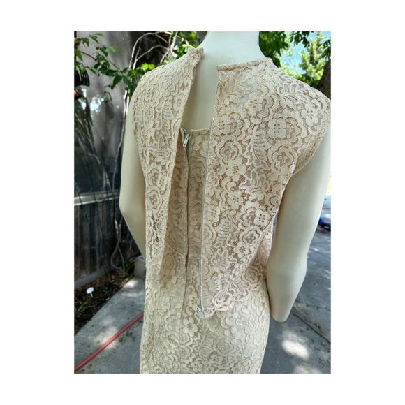 Vintage | 50s Lace Sheath Dress & Matching Sleeveless Jacket Ivory Pinup - Picture 11 of 16